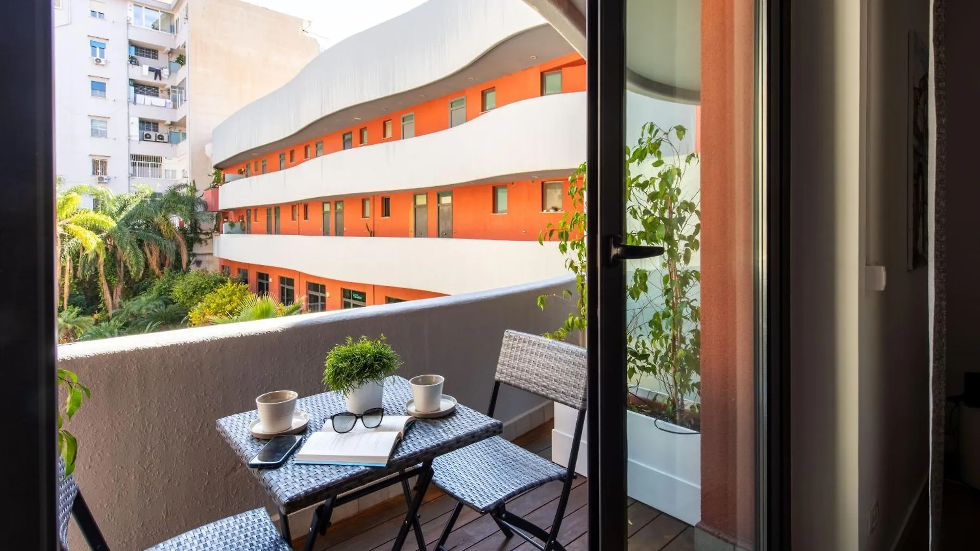 Heima Smart - Charme Apartment By Wonderful Italy Palermo 0*,  Italien